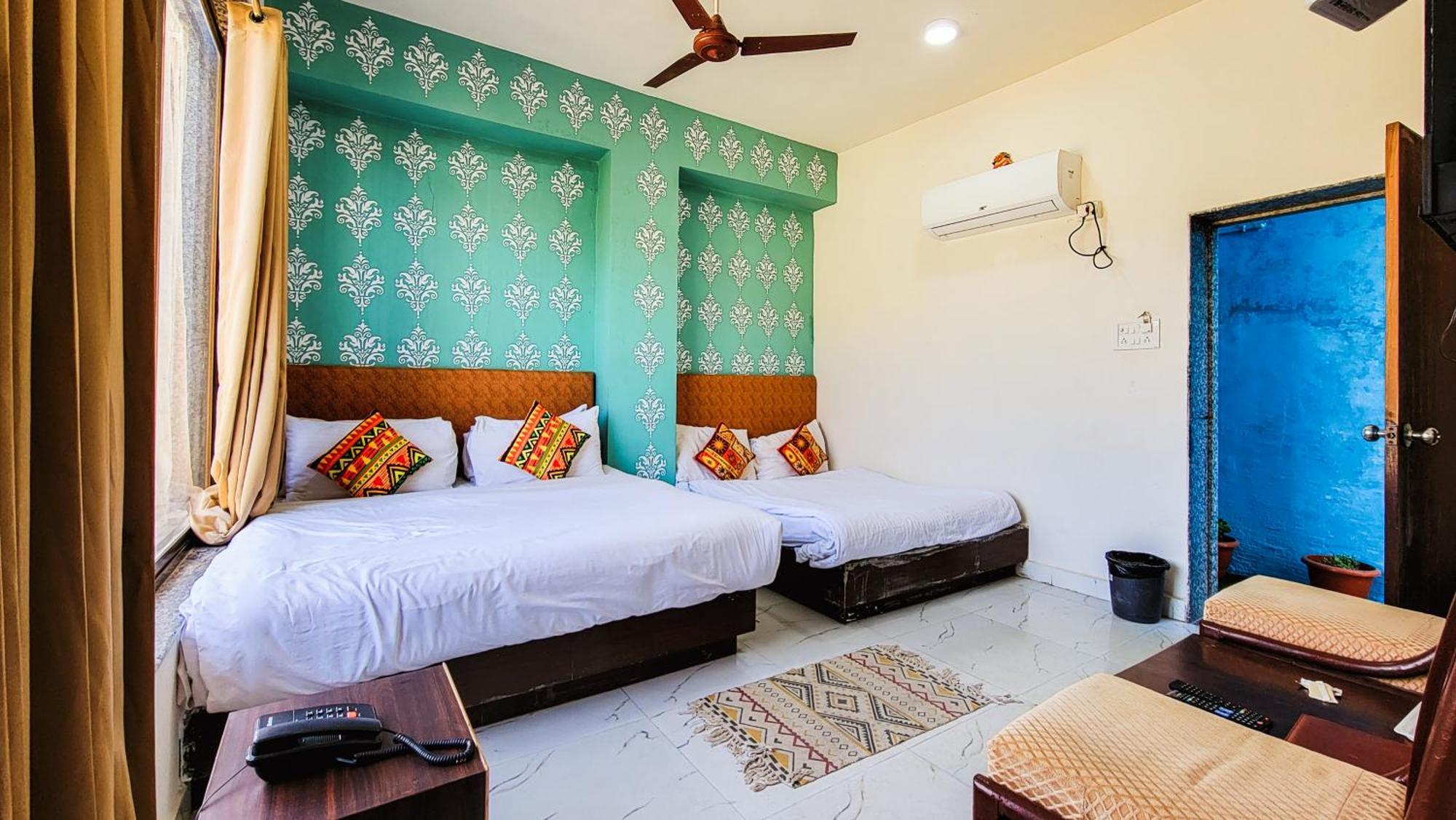 Rudraksha Inn Mount Abu Ngoại thất bức ảnh