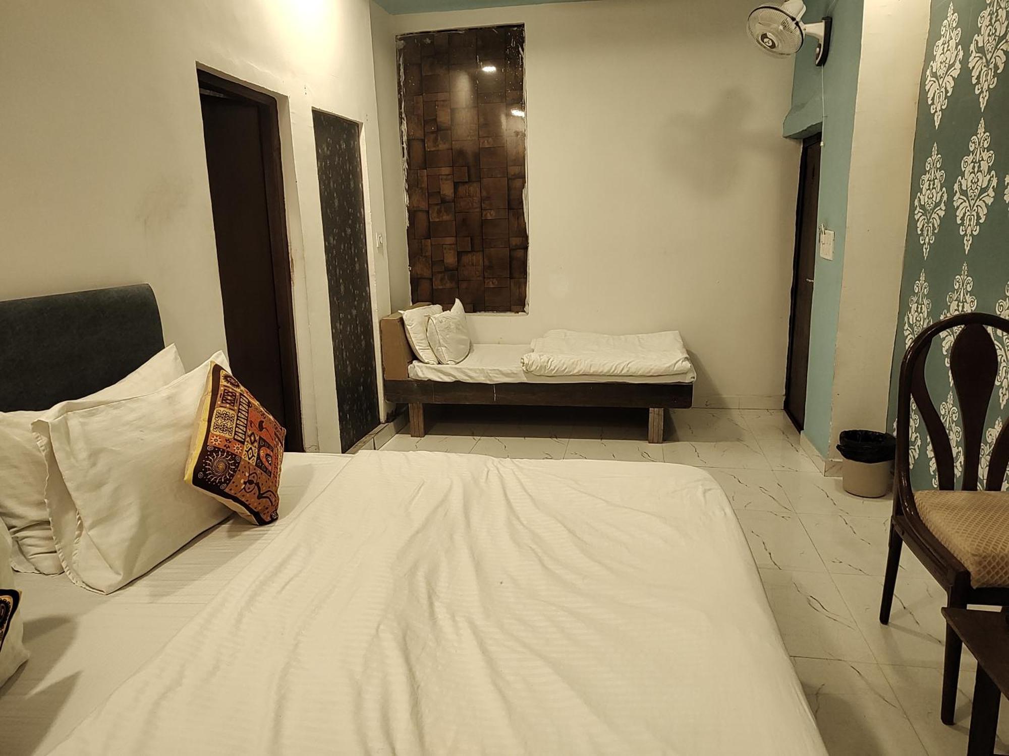 Rudraksha Inn Mount Abu Ngoại thất bức ảnh