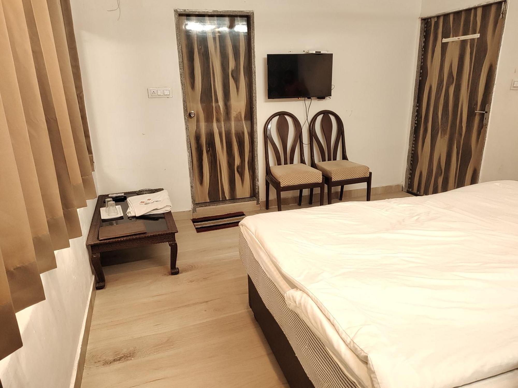 Rudraksha Inn Mount Abu Ngoại thất bức ảnh