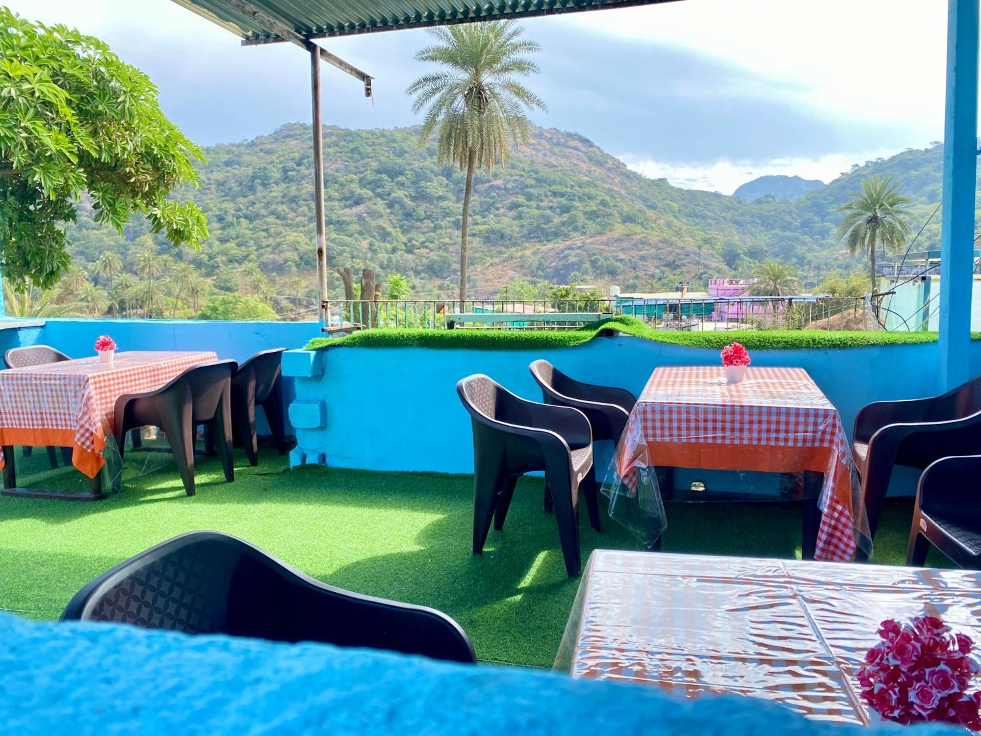 Rudraksha Inn Mount Abu Ngoại thất bức ảnh